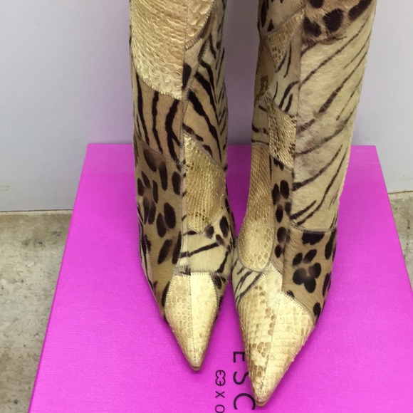 Escada Patchwork skin and fur boots - Picture 2 of 7